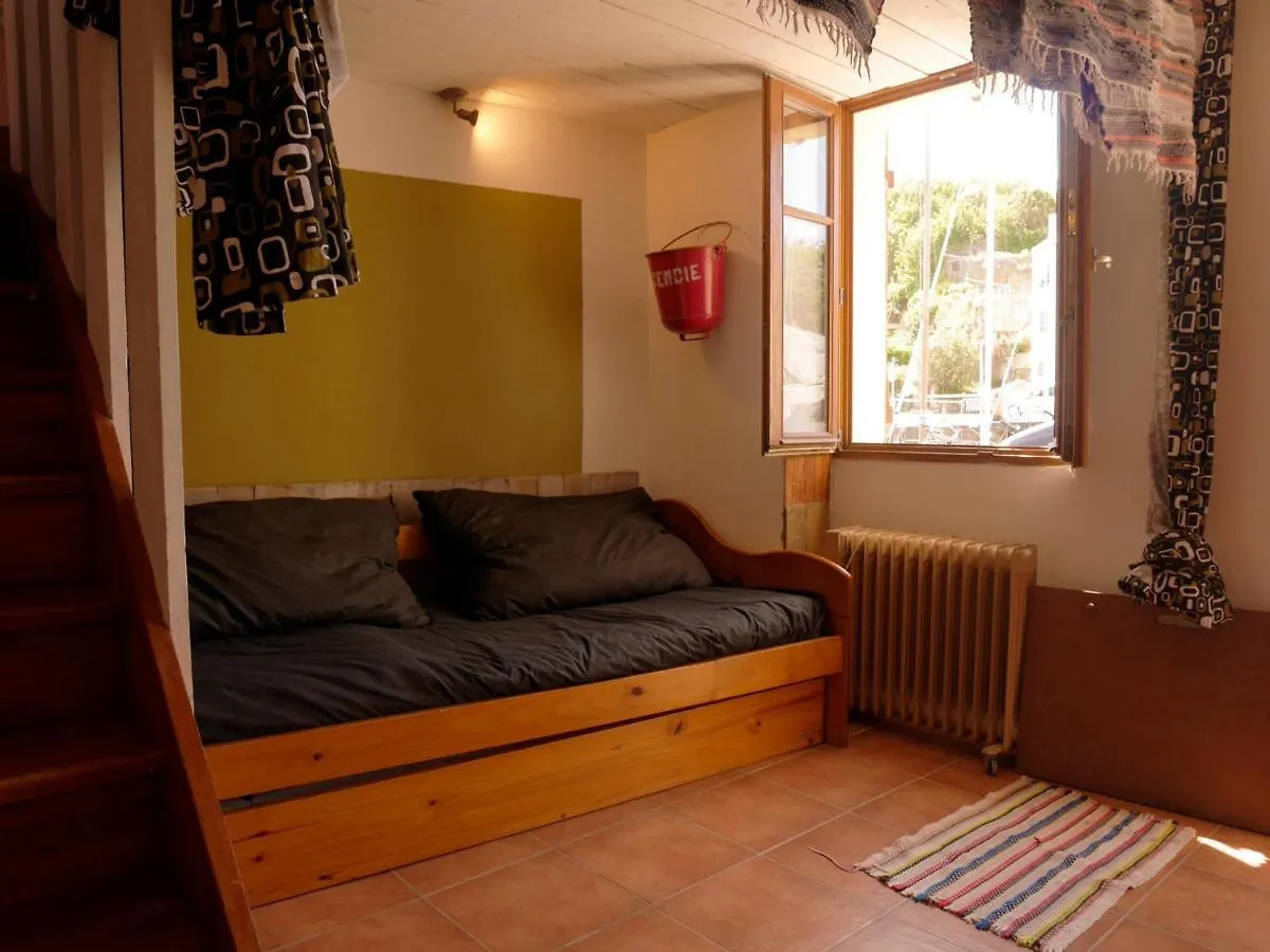Maison 3 Niveaux Avec Terrasse, 2 Chambres, Animaux Acceptes - Centre Le Palais - Fr-1-418-136 France